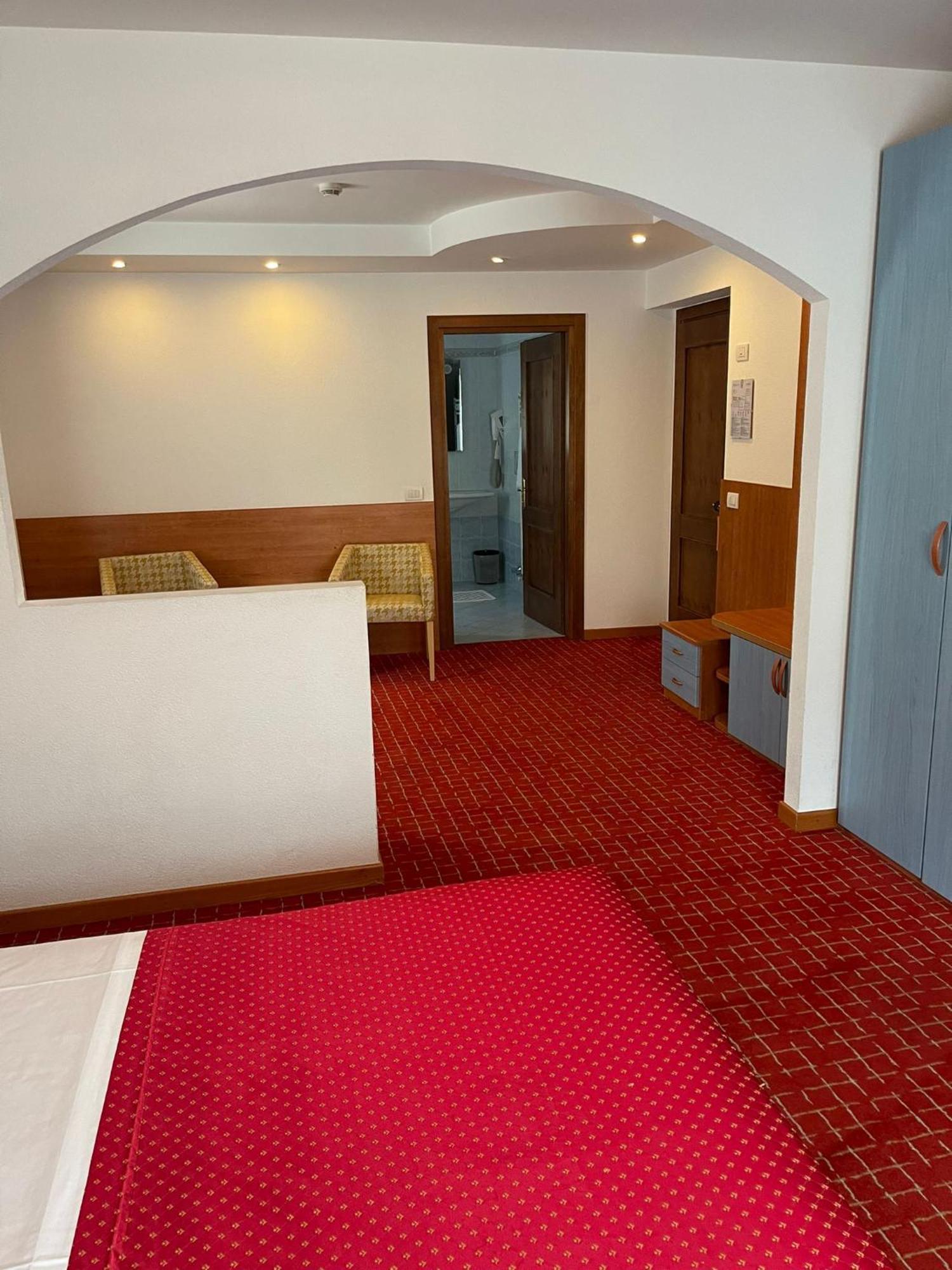 Hotel Londra Slow Living Молвена Екстериор снимка